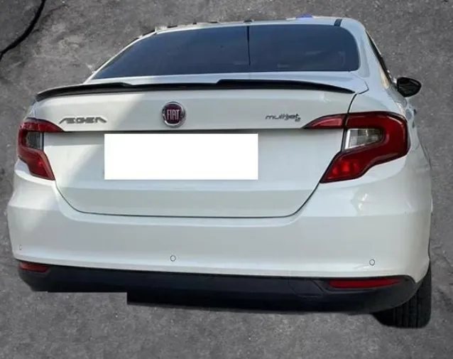 SPOLiER EGEA 2015 SEDAN PARLAK SiYAH 1
